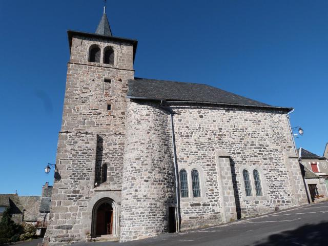 Eglise Saint-Jean de Lacalm (Aveyron)