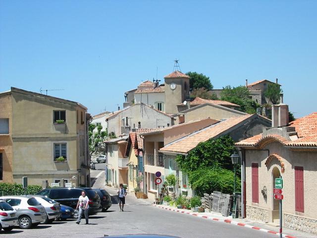 Vue de Mimet, la rue Saint-Sébastien.