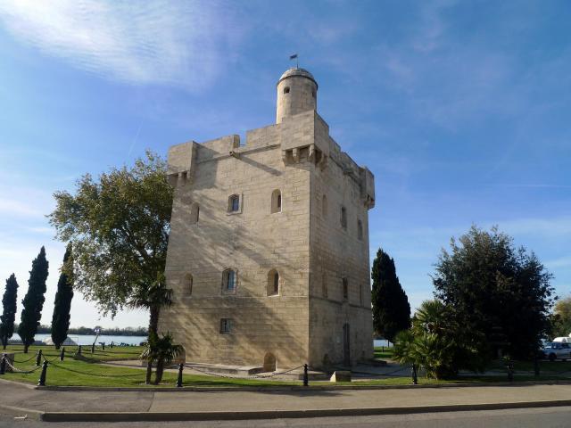 Tour Saint-Louis construite en 1737 par l'ingénieur militaire Mareschal