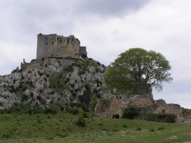 Vue générale du village d'Eyguières.