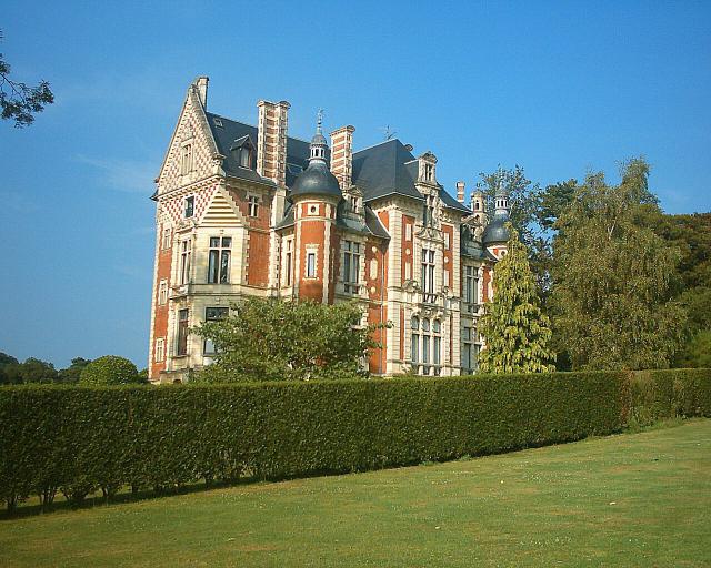 Manoir de Beuzeval, Houlgate in spring 2004.