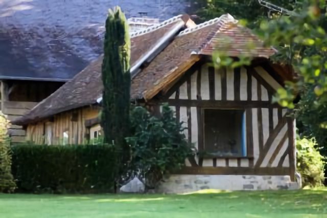 Très beau gîte à Saint-Aubin-Lebizay (2011)