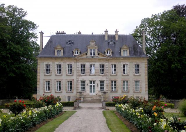 Argences (Normandie, France). Le château de Saint-Gilles.