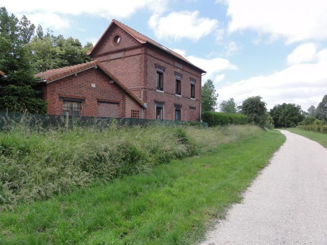 Effry (Aisne) ancienne gare, Axe vert de la Thiérache