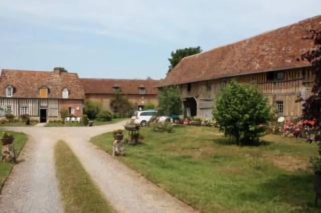 Cider farm near St Laurent du Mont