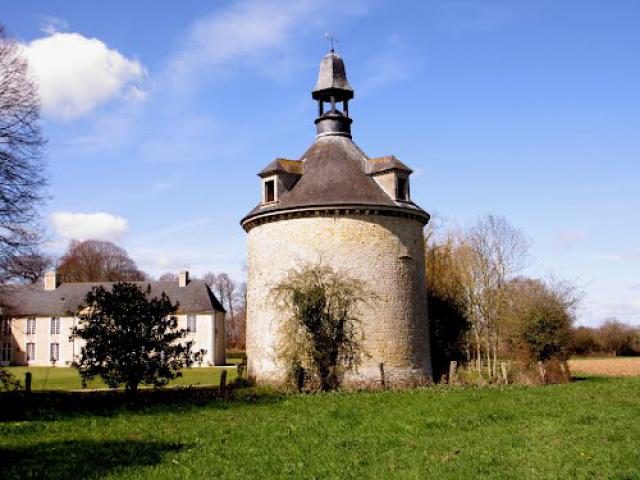 colombier du château des Fresnes à Campigny (Calvados)
