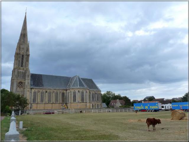 Eglise de Saint-Aubin et le cirque de Paris