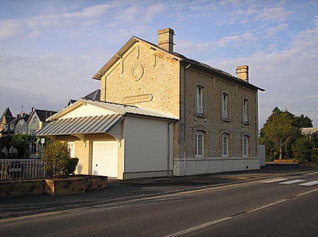 Gare de Saint-Aubin-Sur-Mer, Normandie.