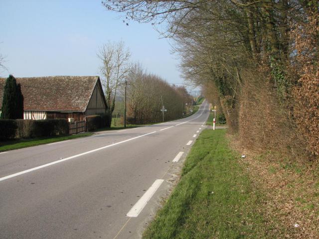Sortie de Vimoutiers au lieu-dit La Gosselinaie sur la départementale en direction de Sainte-Foy de Montgommery. C'est sur cette portion…