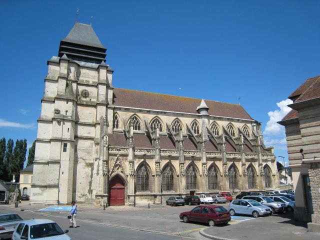 Église Saint-Michel de Pont-l'Évêque