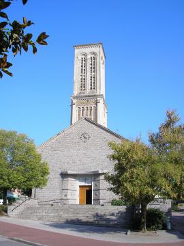 Église Saint-Sauveur de Condé-sur-Noireau (Calvados, France).