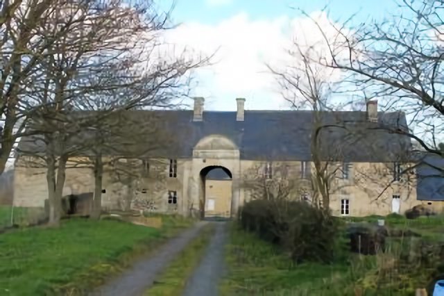 Manoir de Pézerolles