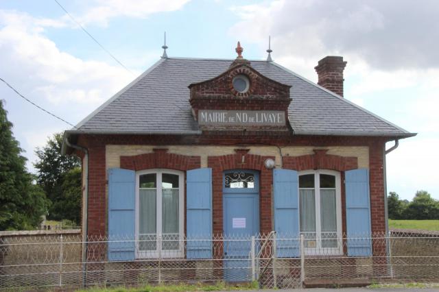 Mairie Notre Dame de Livaye