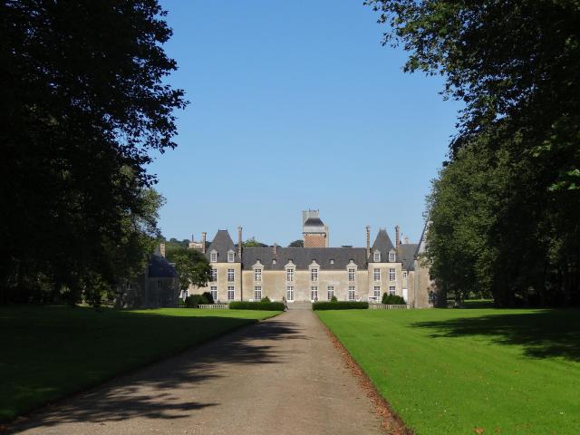 Maisons (Calvados) château datant en grande partie du XVIIe siècle