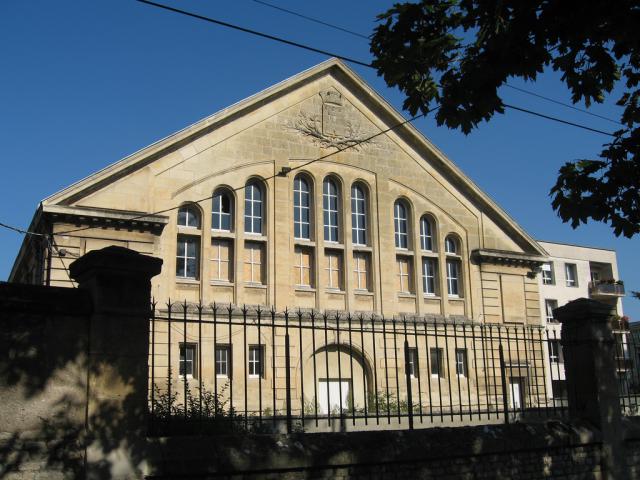 Manège de l'ancienne académie d'équitation de Caen, construite par Gustave Auvray en 1863-1866, en partie détruite pendant la seconde…