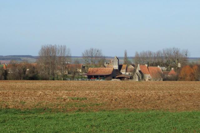 clocher, château et ferme