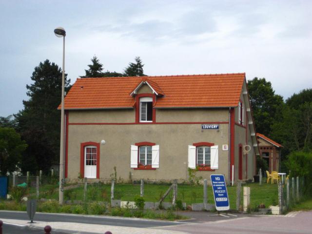 Ancienne gare de Louvigny sur la ligne Caen - Vire