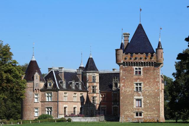 Château de Loriol à Confrançon.