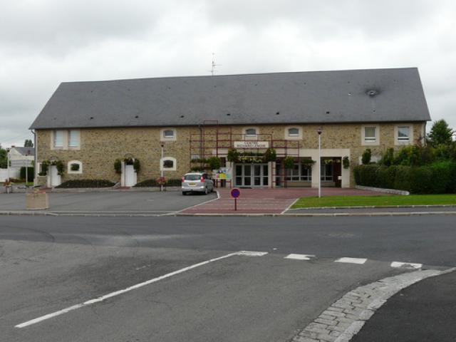 Villers-Bocage : Centre Richard Lenoir.