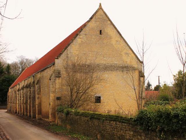 La grange du manoir de Cully