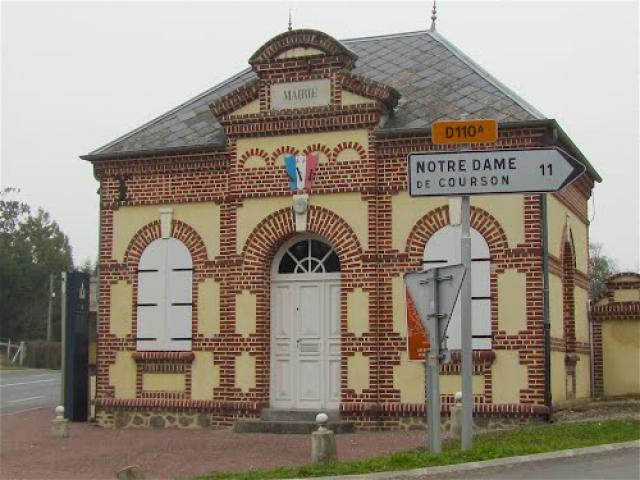 Mairie de La Brévière (Calvados), Cour Beauginet
