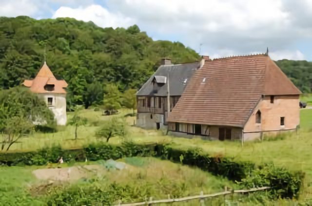 Normandy Farmhouse near Blagny le Chateau