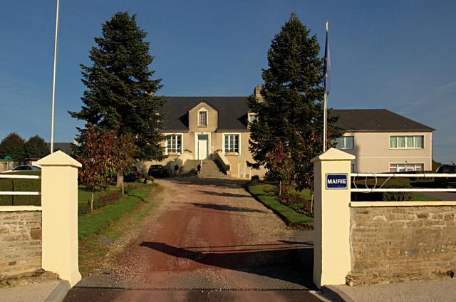 La Mairie d'Epinay-sur-Odon, Calvados.
