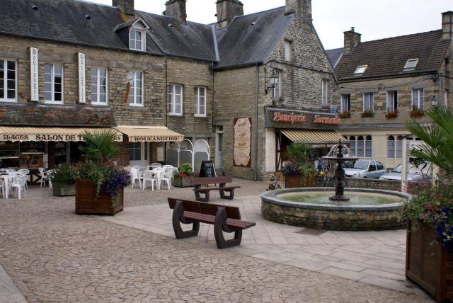 Centre-ville de Clécy dans le Calvados