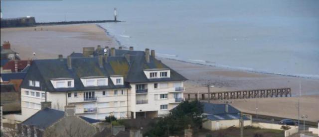 PLAGE DE GRANDCAMP 14450 ; PLAGE VUE DU CIEL