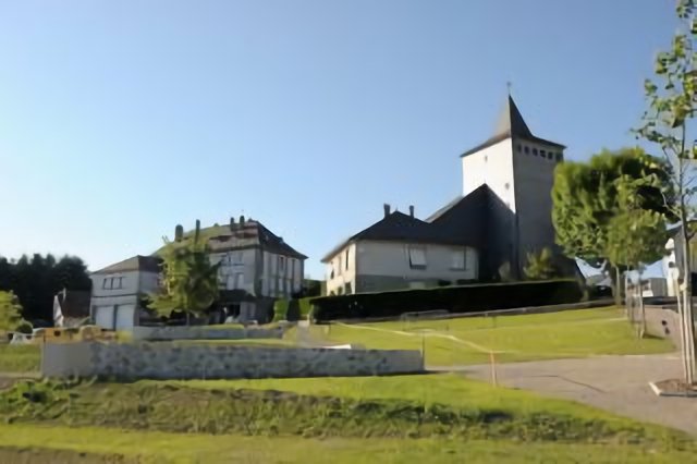 L'Eglise Sainte Thérèse du Rouget