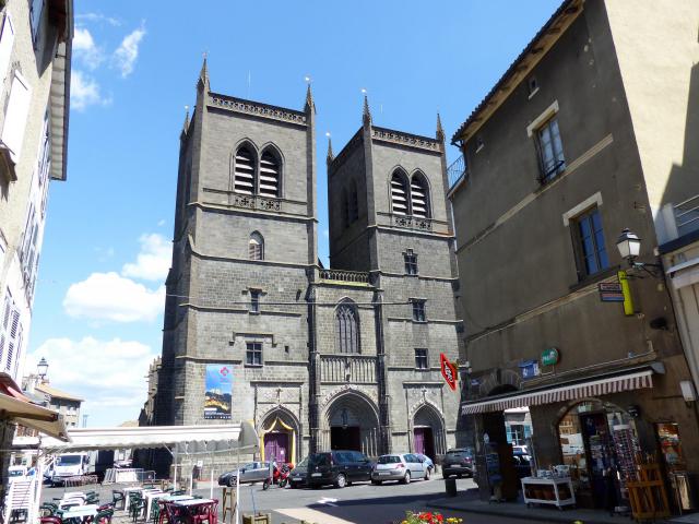 Cet édifice est répertorié dans la base Mérimée, base de données sur le patrimoine architectural français du ministère de la Culture, sous…