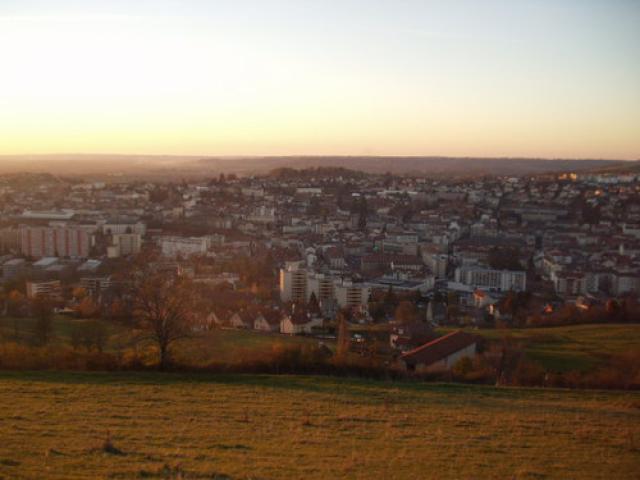 Aurillac vue du Puy courny Nov. 2004