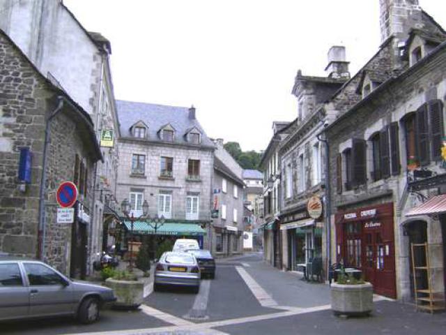 Riom-es-Montagnes