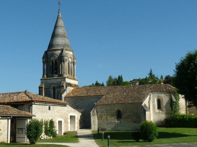l'église romane de Voeuil-et-Giget (16), France