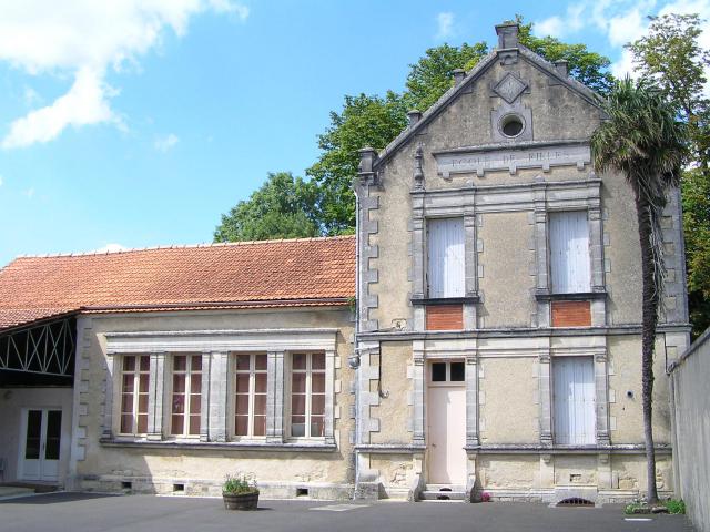 école à Moulidars