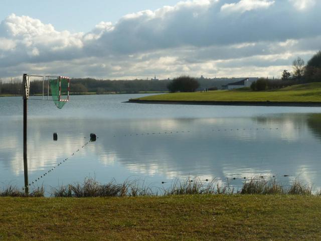 plan d'eau de la Grande Prairie à St-Yrieix (16), France