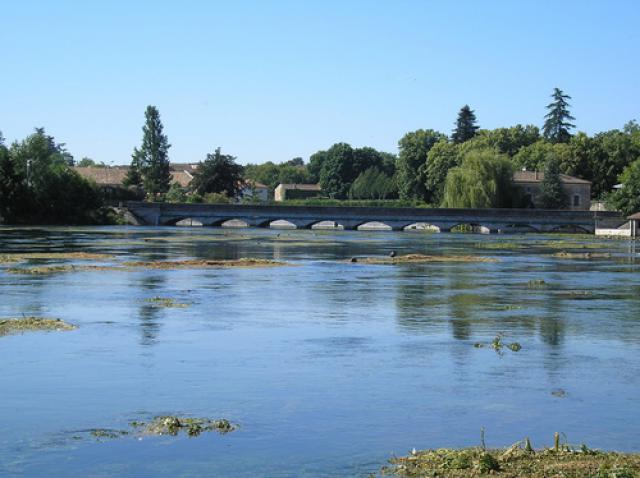 Magnac sur Touvre