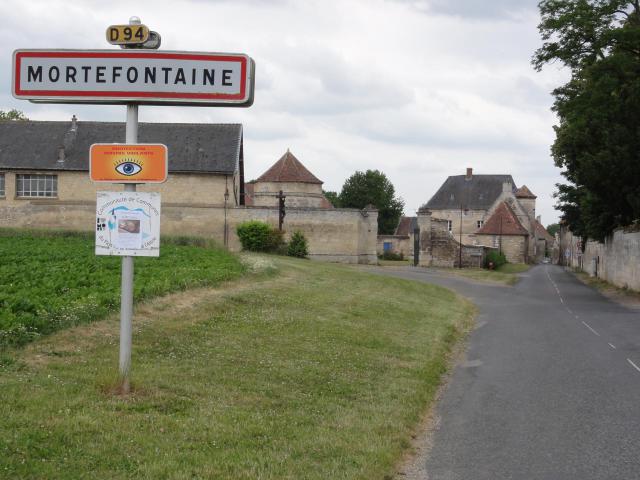 Mortefontaine (Aisne) city limit sign