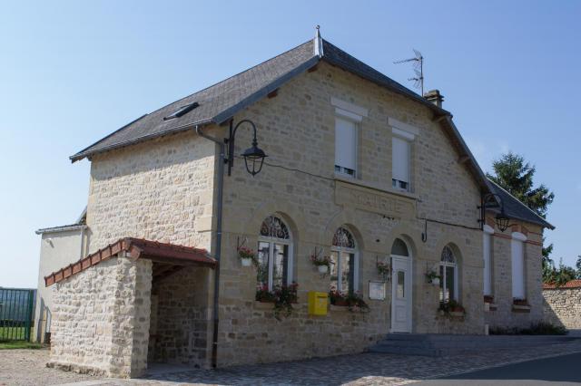 Mairie de Neuville-sur-Ailette, Neuville-sur-Ailette, Aisne, France