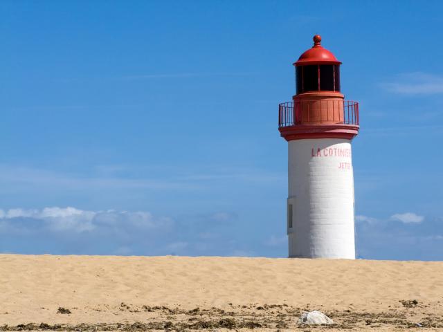 Phare, vue de la Plage de la Cotiniére, île d'Oléron, 29 aout 2009