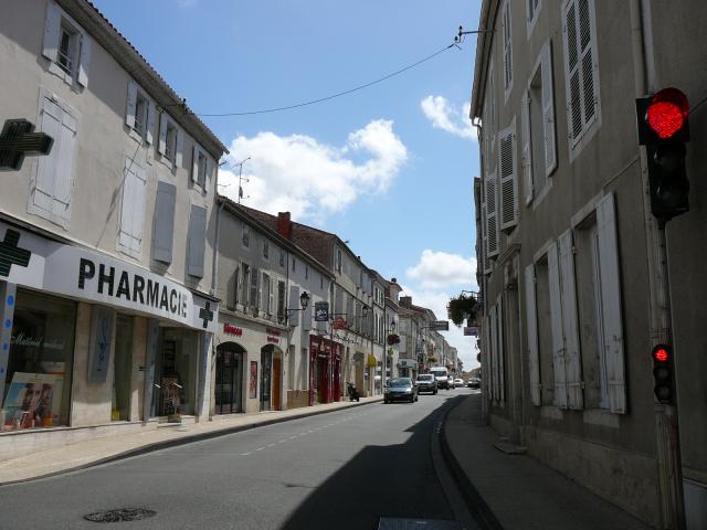 Rue de Surgères. Charente-Maritime (17), Poitou-Charentes, France, Europe.