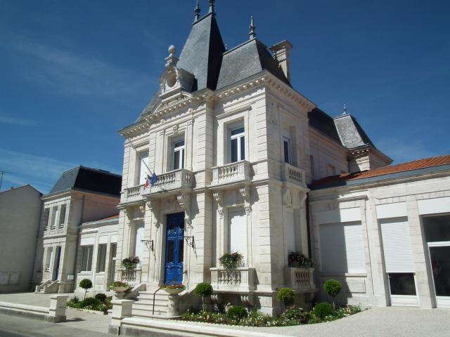 Hôtel de ville d'Etaules