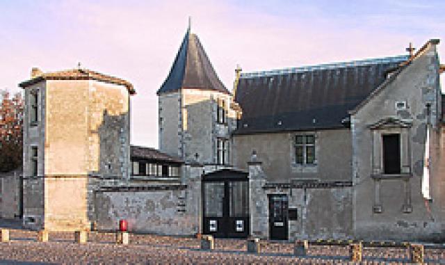 L'Hôtel de Clerjotte - Musée Ernest Cognacq - Saint-Martin-de-Ré - Île de Ré Photo issue de mon site : http://perso.wanadoo.fr/all.web/musee