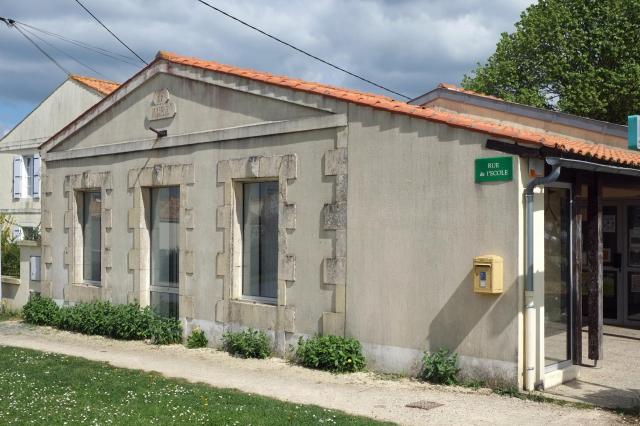 Mairie Angliers Charente-Maritime France