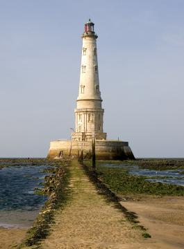 Français : Phare de Cordouan une heure avant la marée basse (coefficient 115)