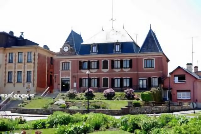 Saint-Michel-en-Thiérache - Mairie