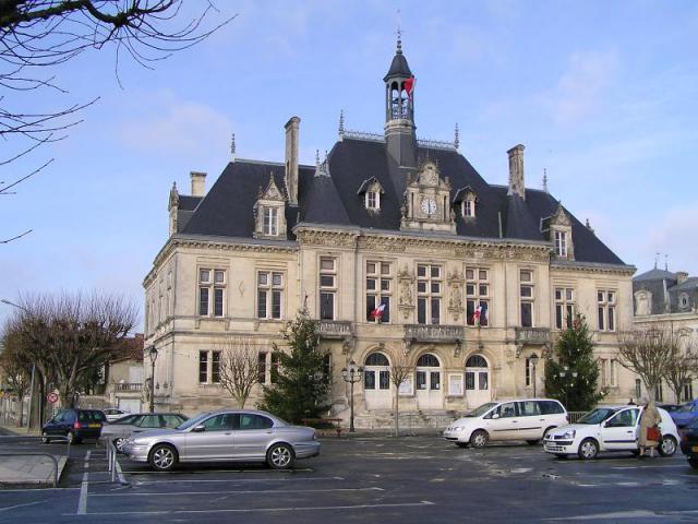 mairie de Saint-Jean-d'Angély