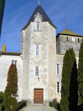 château vieux,mairie d'écoyeux