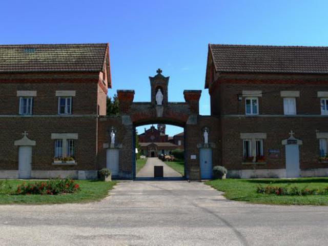 Abbaye Notre-Dame des Dombes (Ain)