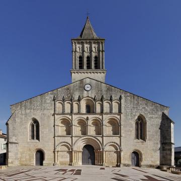 Cet édifice est inscrit au titre des Monuments historiques. Il est répertorié dans la base Mérimée, base de données sur le patrimoine architectural français du ministère de la Culture, sous la référence PA17000039 .